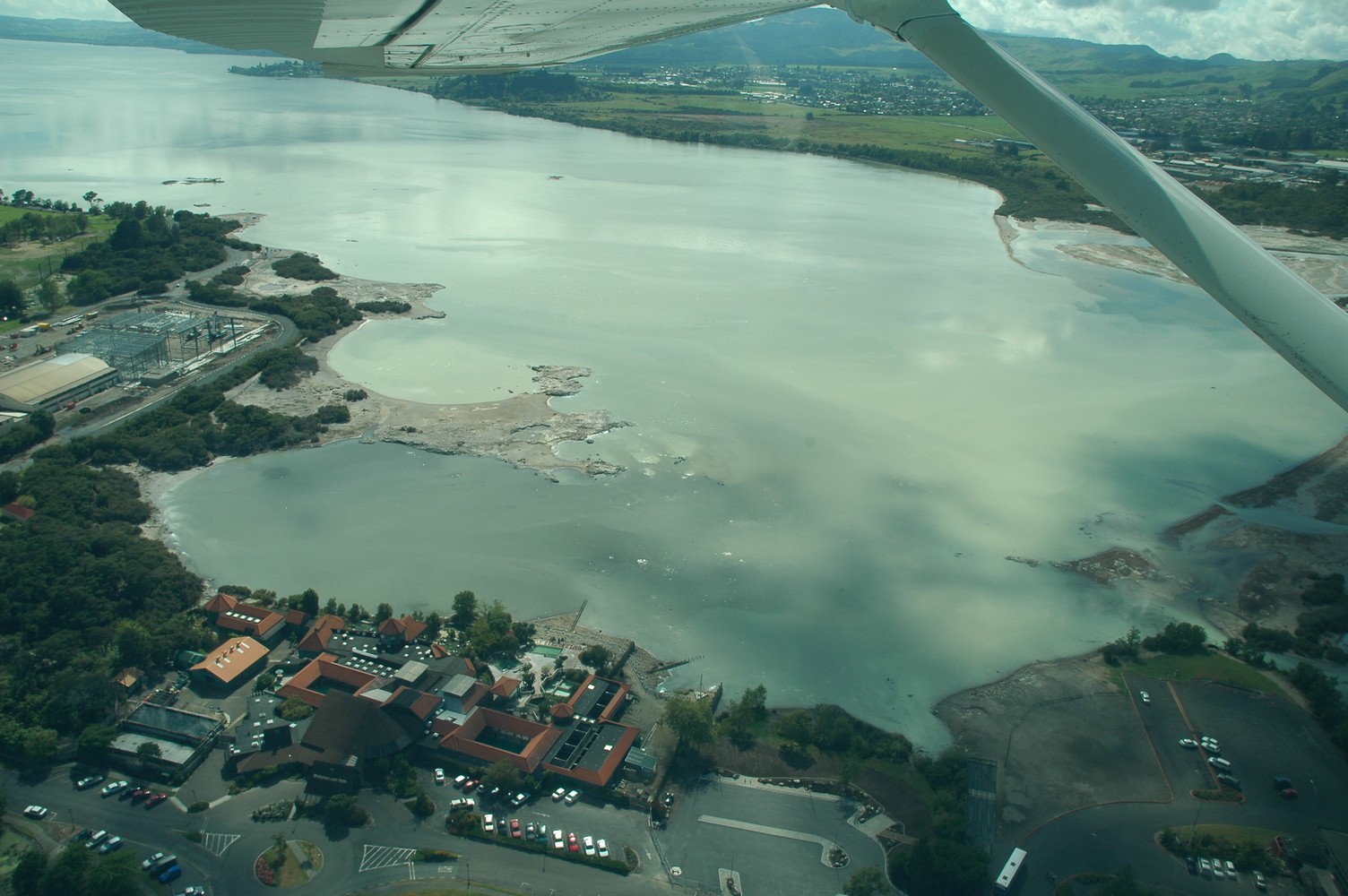 416   05 02   Rotorua uit de lucht
